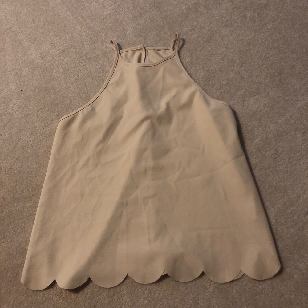 Scallop tank top